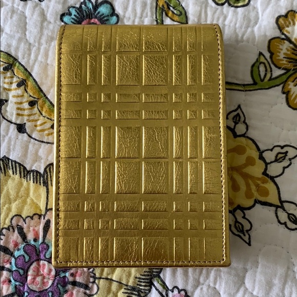 Burberry Gold Metallic Pouch Case Cell Phone Nova - Picture 4 of 9